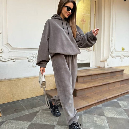 Damen Bequemes Fleece-Hoodie und Jogginghose Set Shop Nory