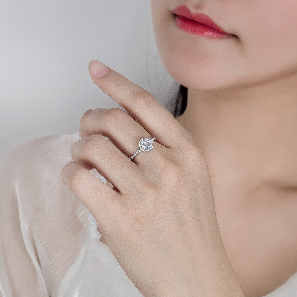 Damen Verlobungsring mit funkelndem Zirkon und eleganter Fassung Shop Nory