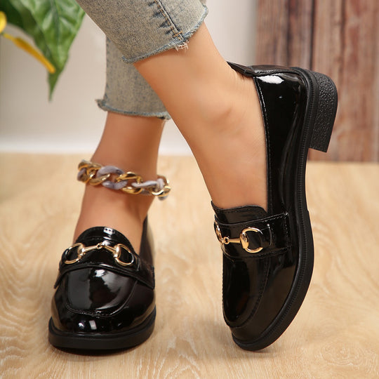 Damen Lackleder-Plateau-Loafer mit goldener Horsebit-Detail und niedrigem Blockabsatz Shop Nory
