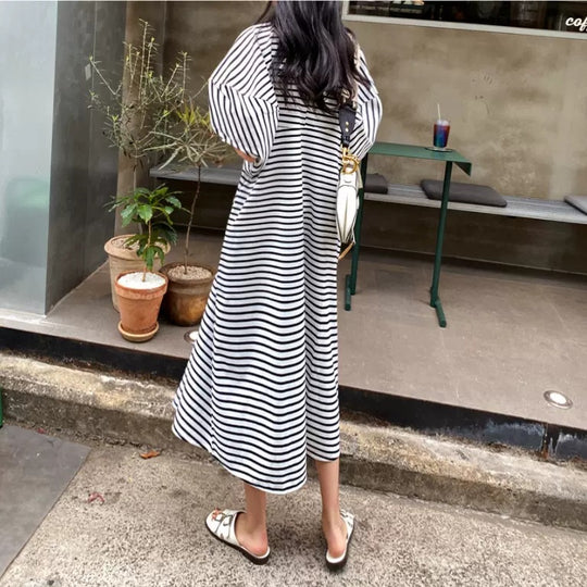 Damen Gestreiftes Midikleid mit A‑Linie, überschnittenen Schultern und voluminösen 3/4‑Ärmeln Shop Nory