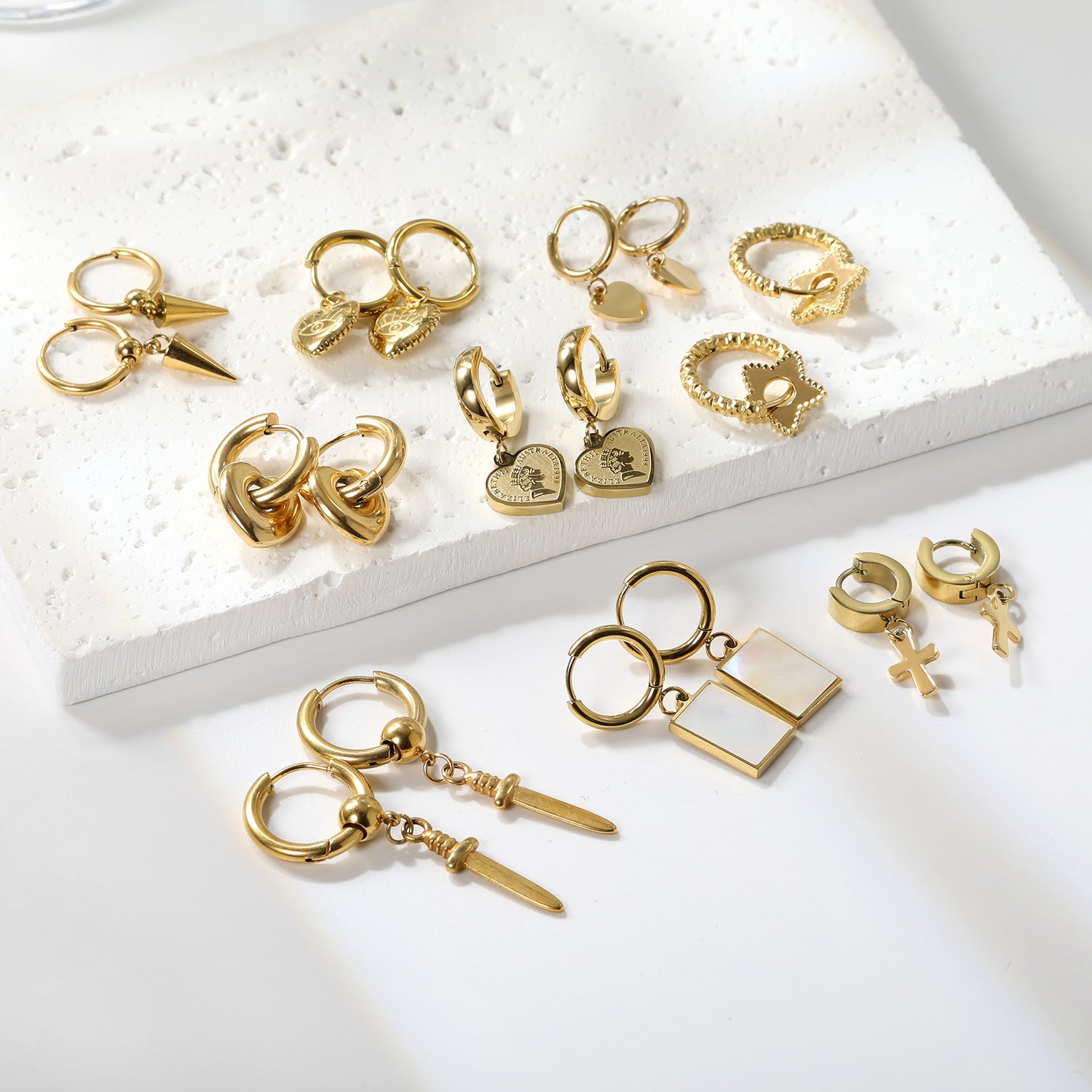 Damen Hängende Ohrstecker mit elegantem konischem Anhänger aus Edelstahl Shop Nory