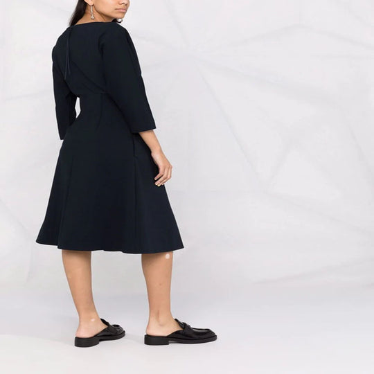 Damen Kleid mit 3/4-Ärmeln, Boot-Ausschnitt und tailliertem Faltenrock Shop Nory