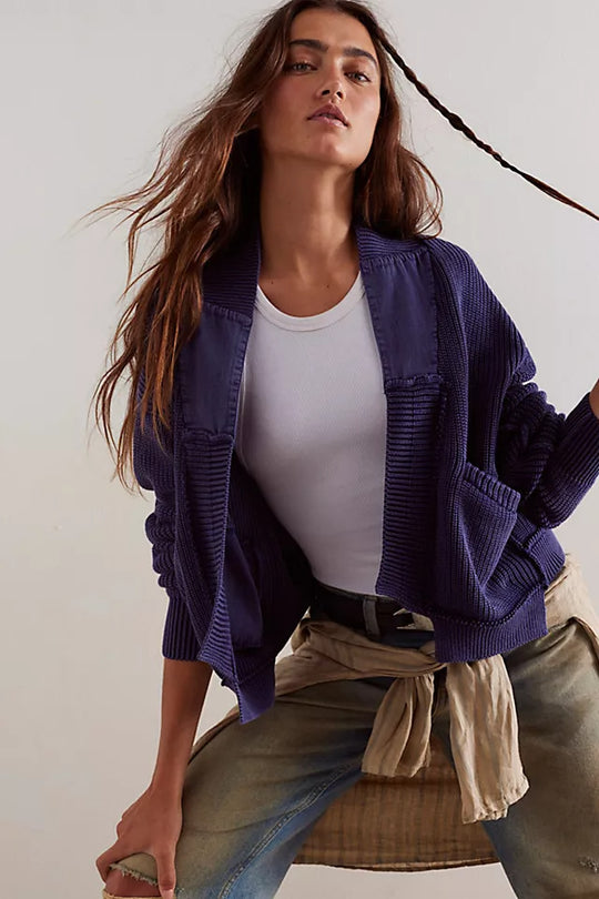Damen Modische Strickjacke mit großen Taschen