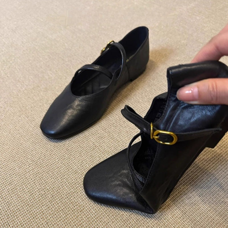 Damen Ballerina-Schuhe mit verstellbarem Riemchen und bequemem Fußbett
