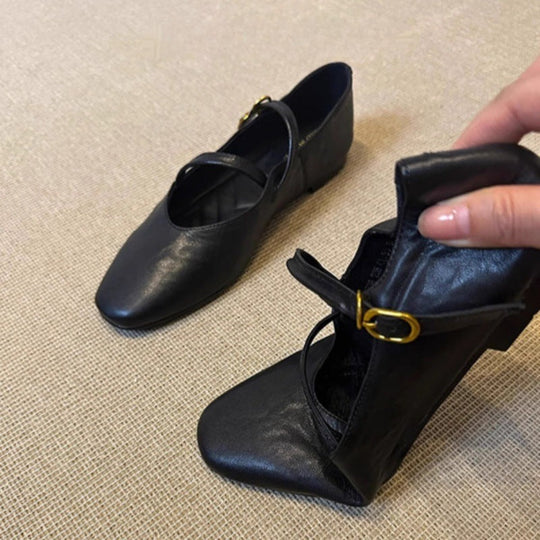 Damen Ballerina-Schuhe mit verstellbarem Riemchen und bequemem Fußbett