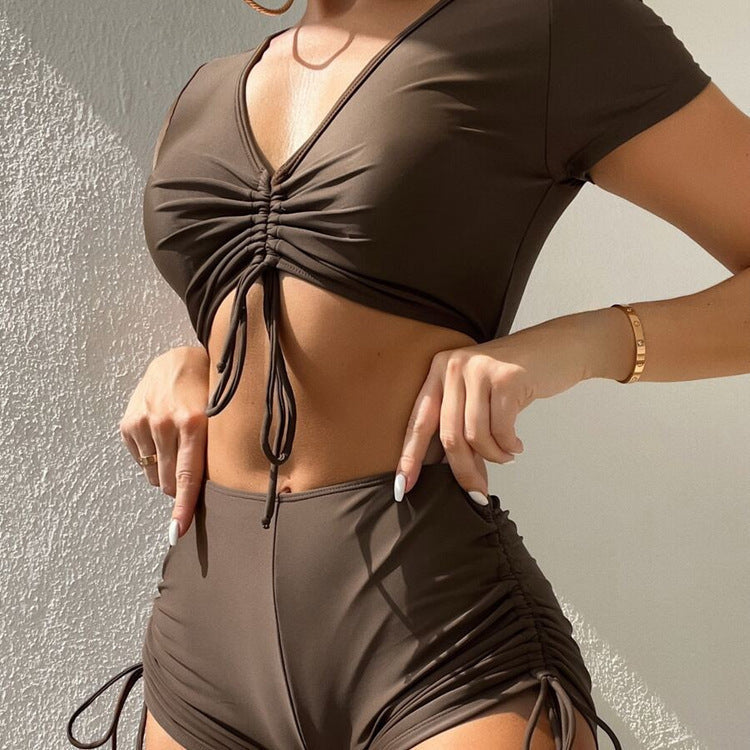 Damen Crop-Top Bikini-Set mit verstellbaren Rüschen und hoch tailliertem Slip