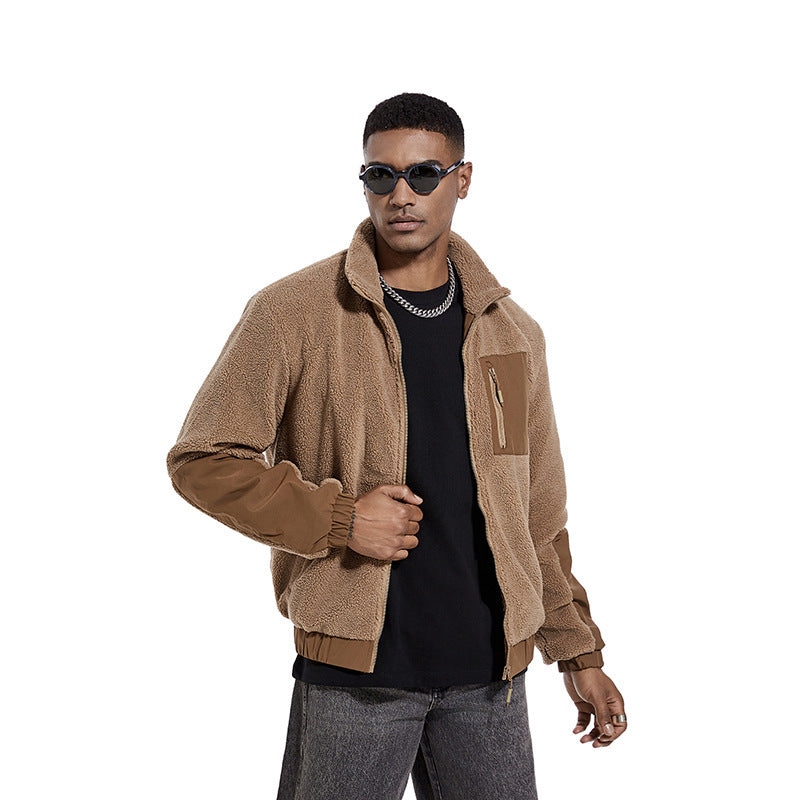 Herren Fleecejacke mit hochgeschlossenem Kragen und seitlichen Reißverschlusstaschen