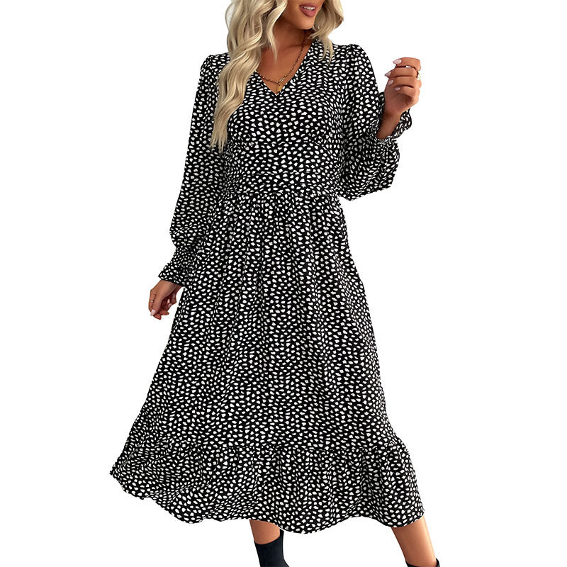 Damen Midikleid in Wickeloptik mit V-Ausschnitt, geraffter Taille und Volantstufe Shop Nory