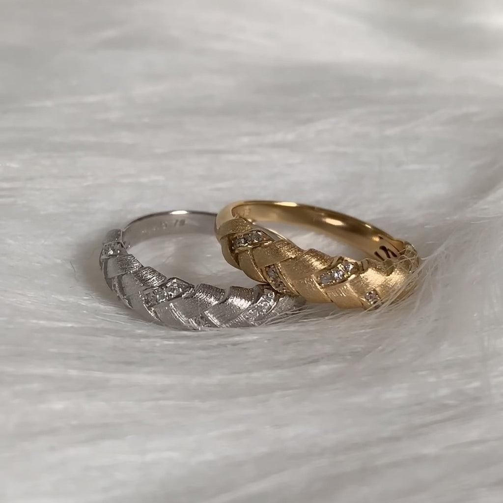 Damen geflochtener Ring mit funkelnden Zirkonia Shop Nory