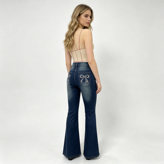 Damen Bootcut Jeans mit dekorativen Stickereien