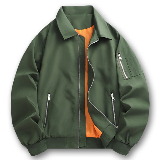 Herren Leichter Twill-Bomber mit kontrastierendem Futter, Reißverschlusstaschen und Ärmeltasche Shop Nory