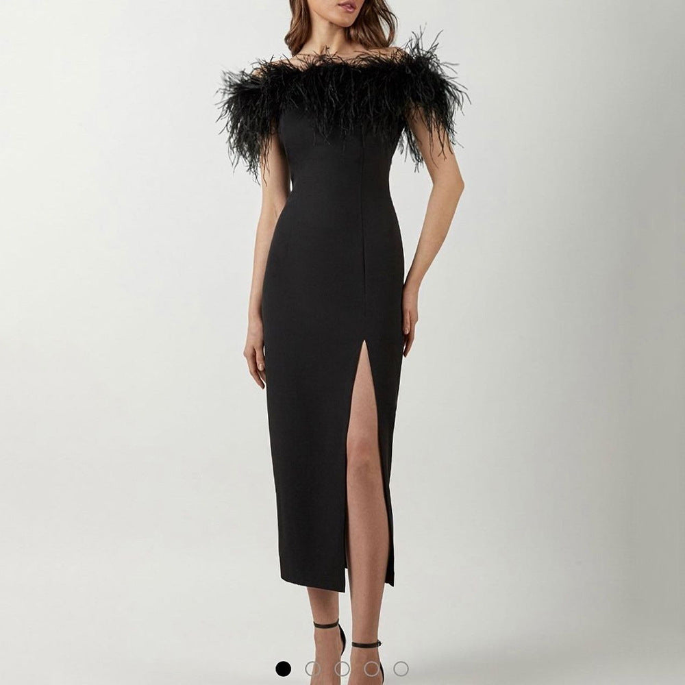 Damen Abendkleid mit federverziertem Oberteil und schlankem Schnitt
