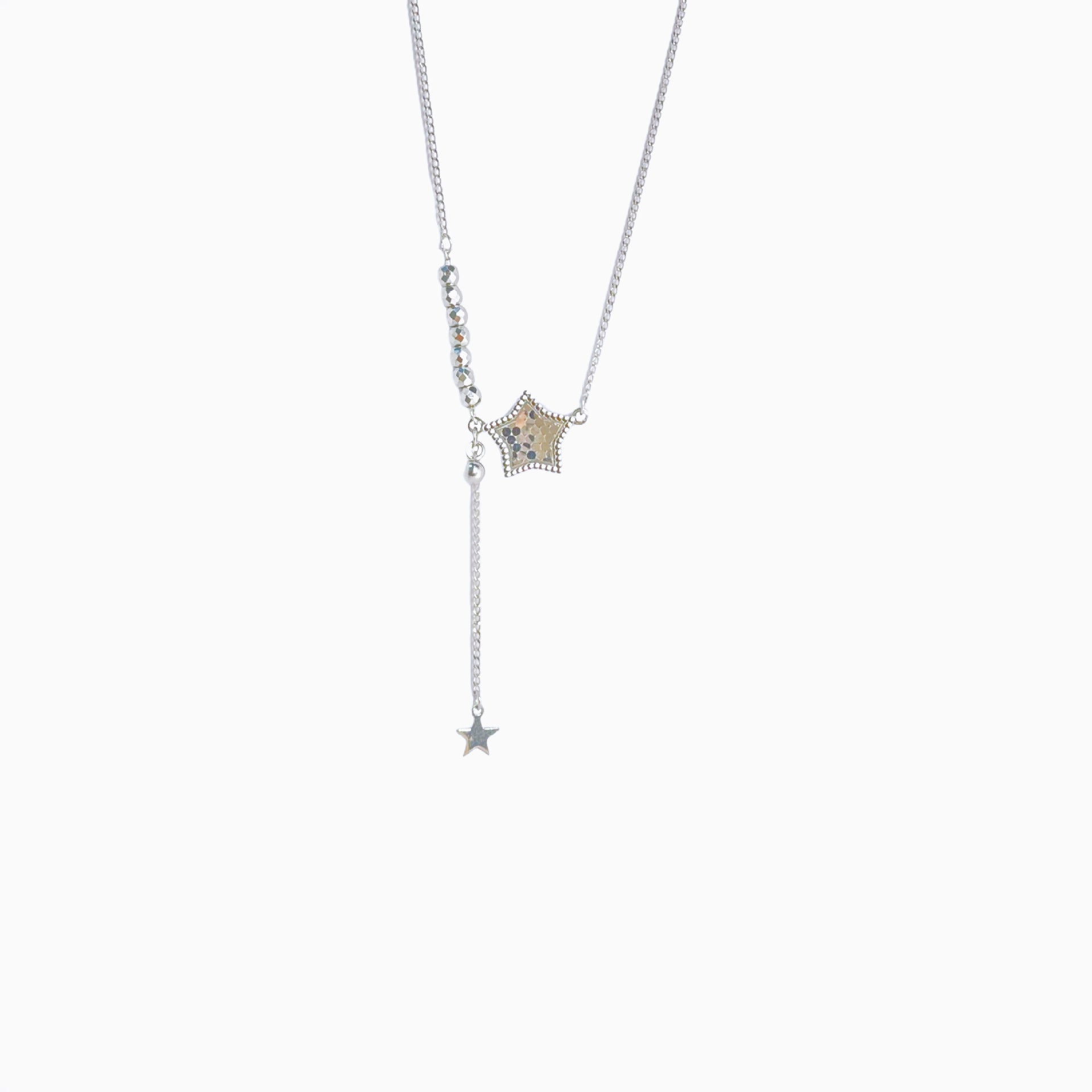 Damen Kette mit funkelndem Sternen-Anhänger und eleganten Akzenten Shop Nory