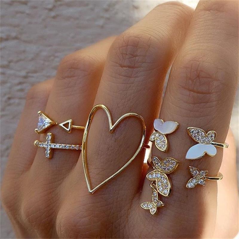 Damen Ring-Set mit funkelnden Elementen und filigranen Designs Shop Nory
