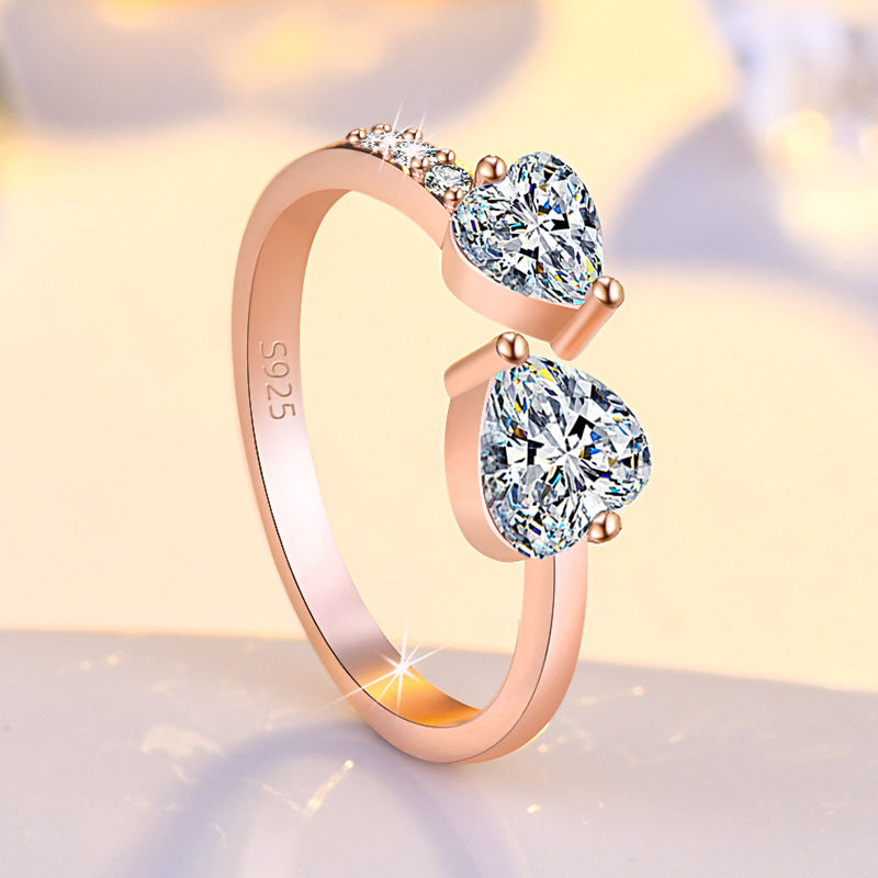 Damenring mit Herzdesign und funkelnden Zirkonia Shop Nory