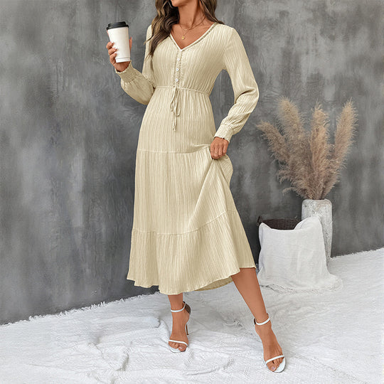 Damen Crinkle-Midikleid mit V-Ausschnitt, Knopfleiste, tailliertem Bindegürtel und Stufenrock Shop Nory