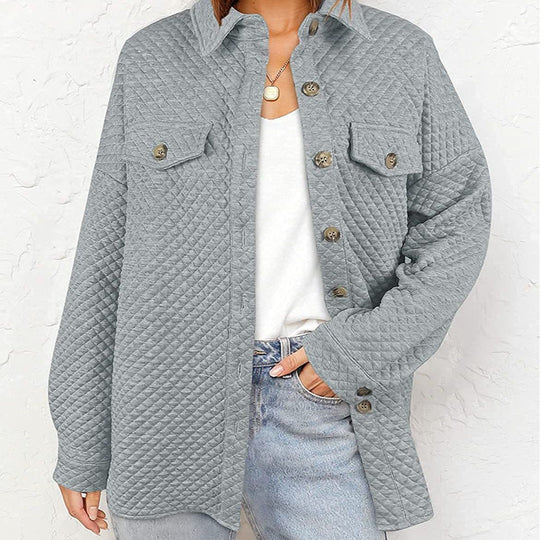 Damen Stepp Übergangshemdjacke mit Oversize Schnitt Brustpatten und Knopfleiste Shop Nory