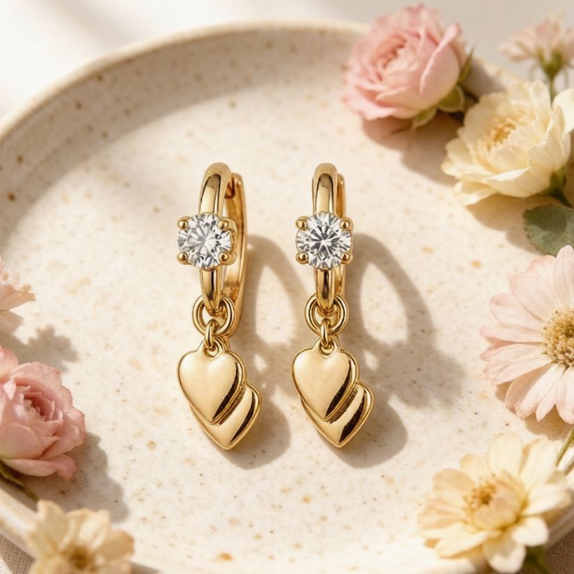 Damen Ohrhänger mit funkelnden Zirkonia und herzförmigen Anhängern Shop Nory