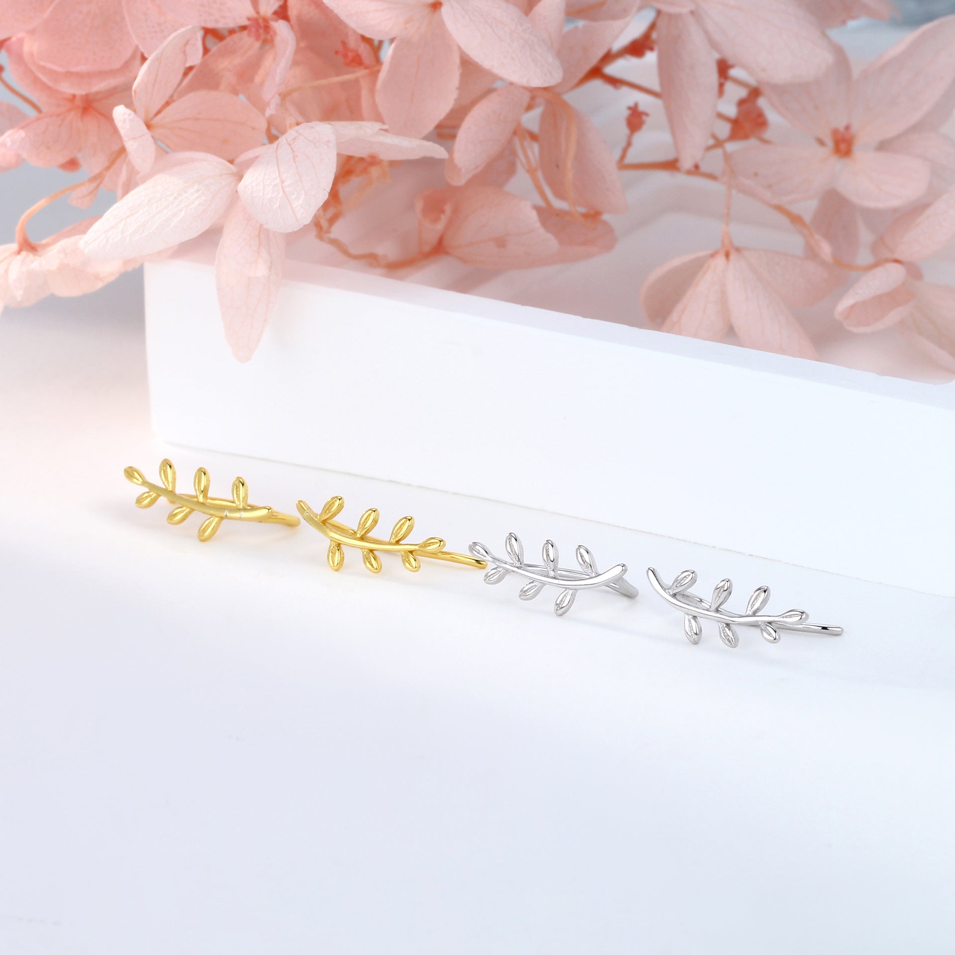 Damen Ohrstecker im eleganten Pflanzenmotiv Shop Nory