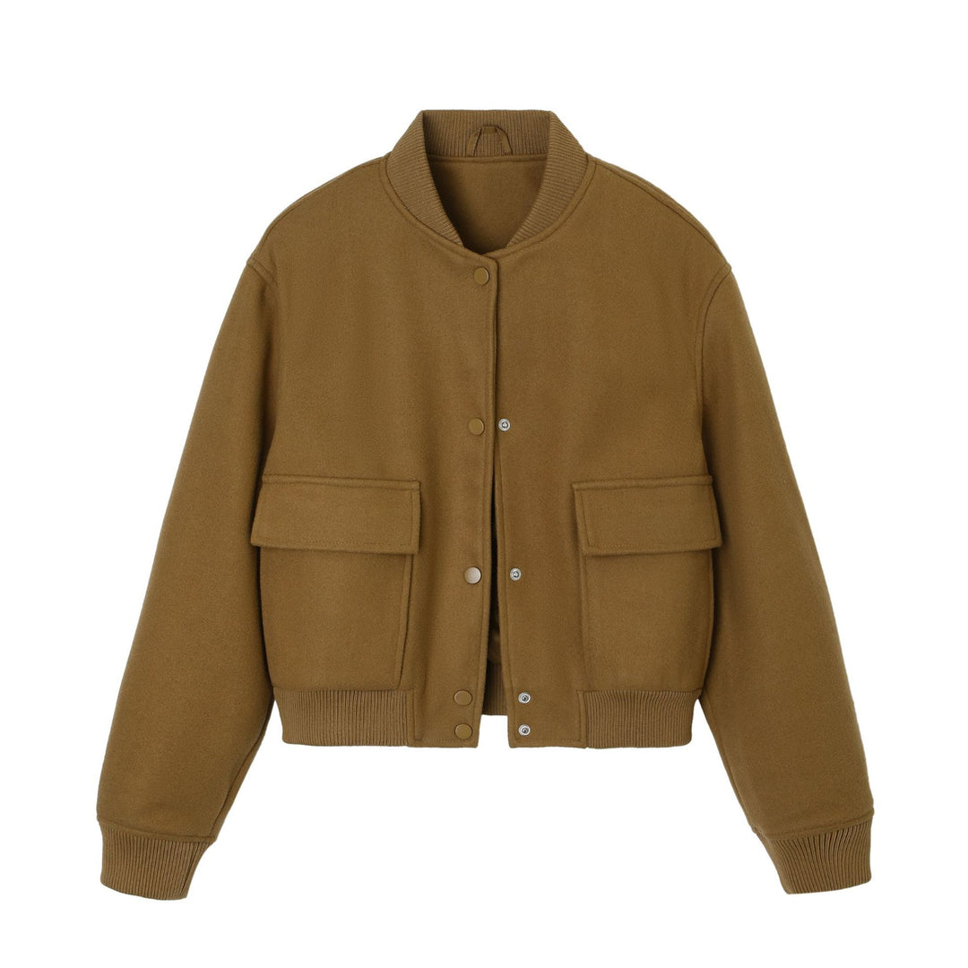 Damen kurze Woll-Bomberjacke mit aufgesetzten Pattentaschen und Rippbündchen Shop Nory
