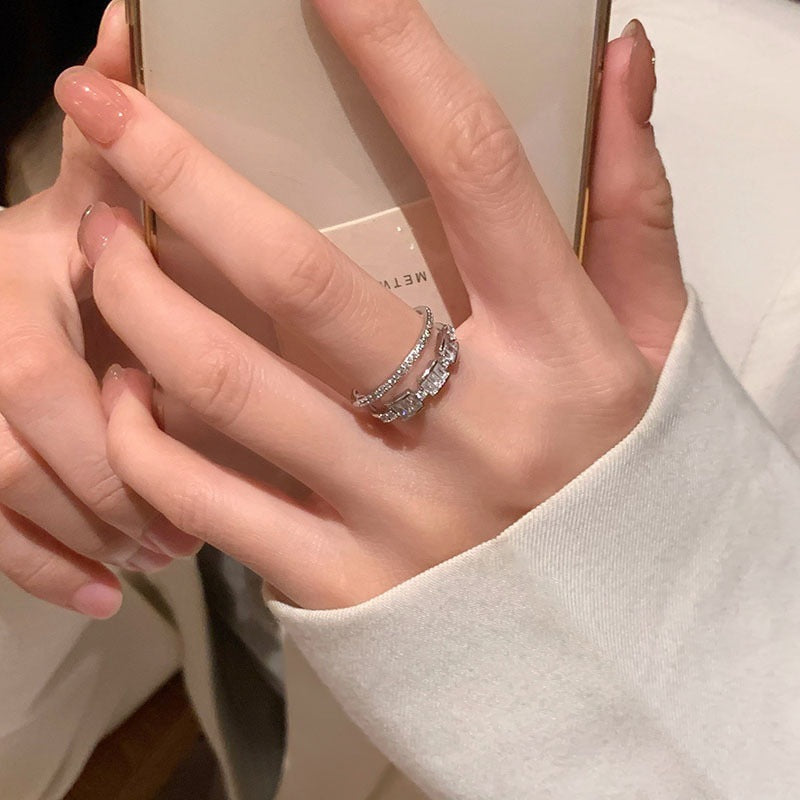 Damen Offener Ring mit funkelnden Zirkonia und elegantem Design Shop Nory