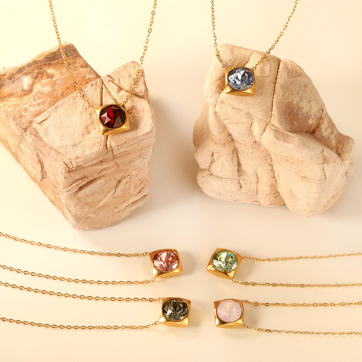 Damen Halskette mit quadratischem Kristallanhänger aus hochwertigem Edelstahl Shop Nory