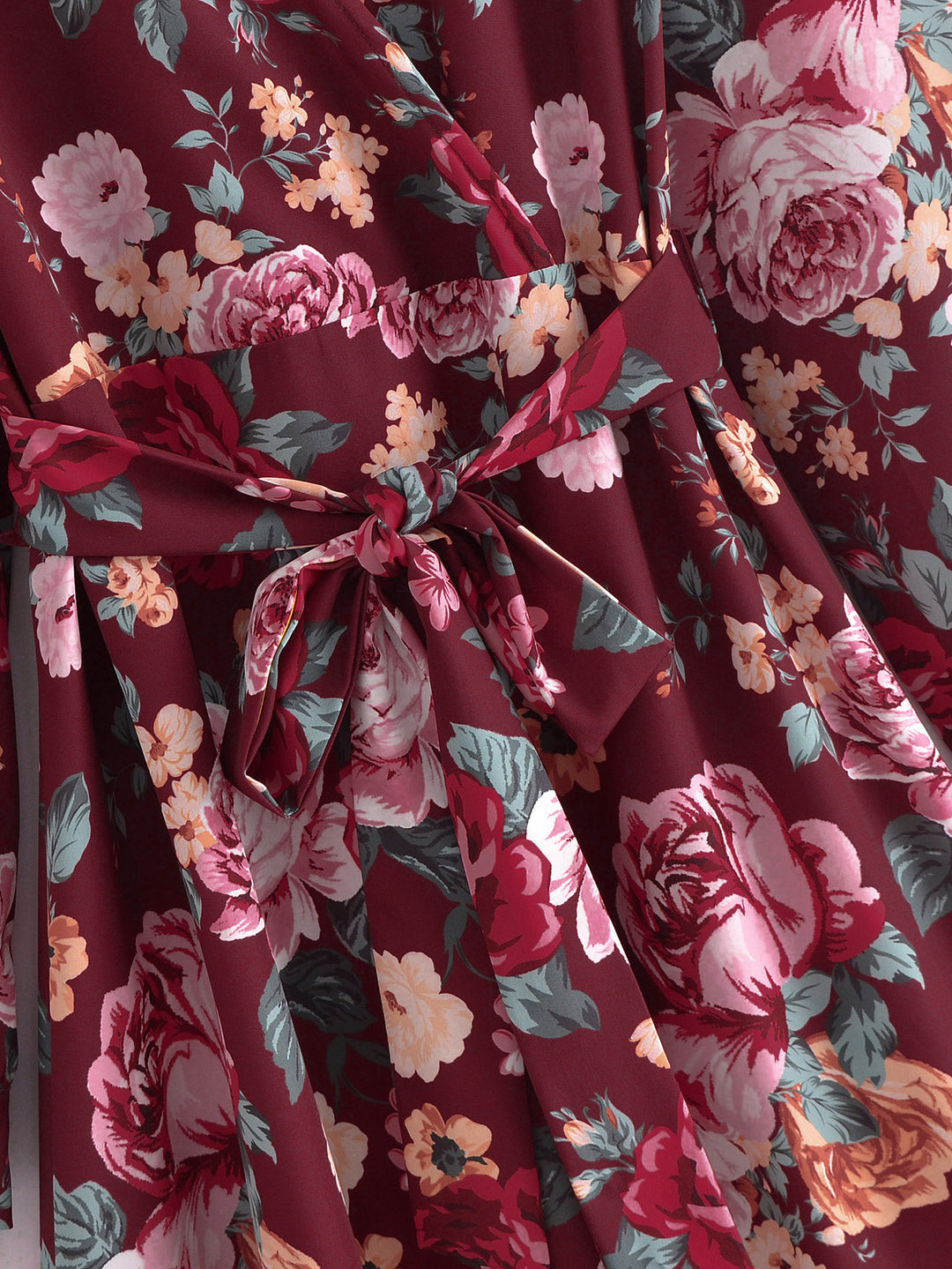 Damen Wickel-Maxikleid mit V-Ausschnitt, Taillengürtel und Stufensaum Shop Nory