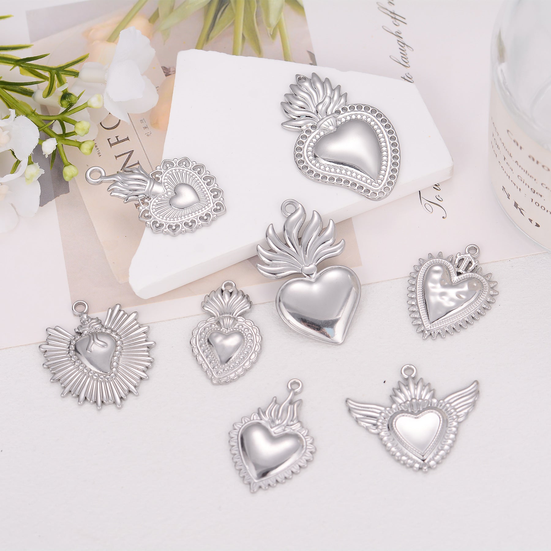 Damen hochwertiger Herzanhänger mit strahlendem Design Shop Nory