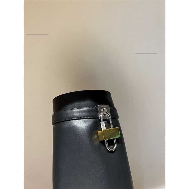 Damen Moderne kniehohe Stiefel mit verdecktem Keilabsatz und spitzer Zehenpartie Shop Nory