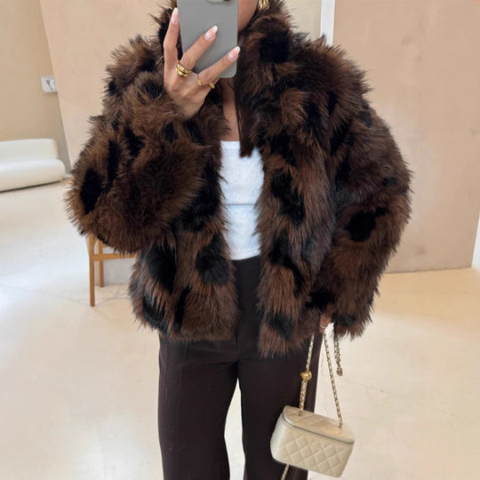 Damen Boxy-Kurzjacke aus Webpelz mit natürlicher Felloptik und breitem Schalkragen Shop Nory