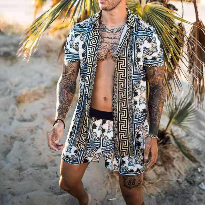 Herren nan barockgemustertes Kurzarm-Hemd mit passender locker geschnittener Shorts
