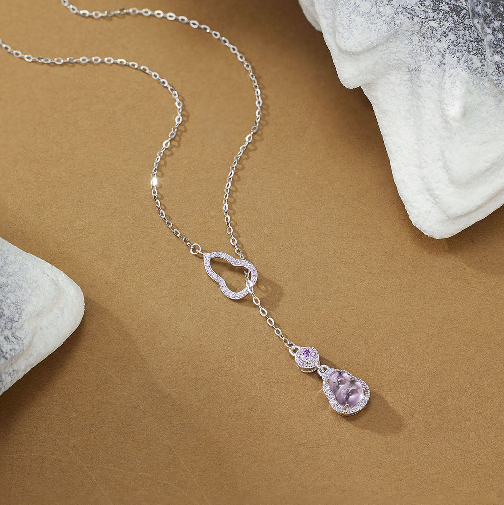 Damen elegante Halskette mit kunstvollem Anhänger und funkelnden Kristallen Shop Nory