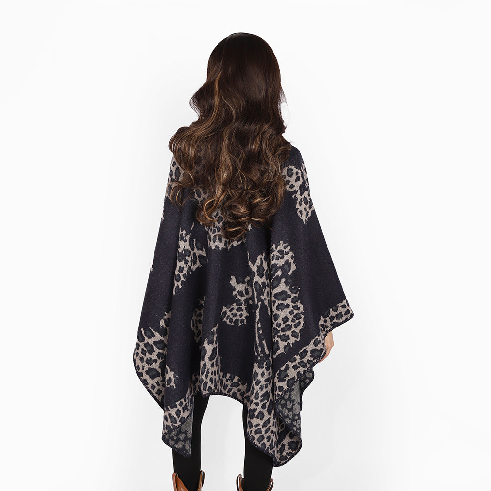 Damen Wolloptik-Überwurf mit gewebtem Leopard-Jacquard und offenem Zipfelrand Shop Nory