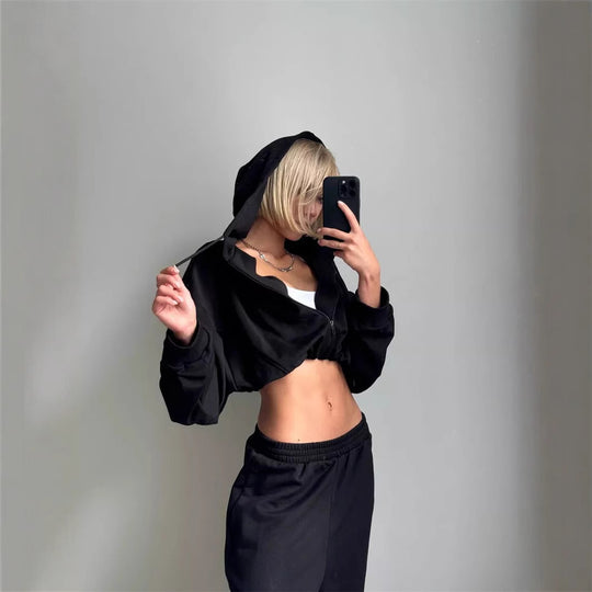 Damen cropped Kapuzenzipper mit Ballonärmeln und elastischem Saum Shop Nory