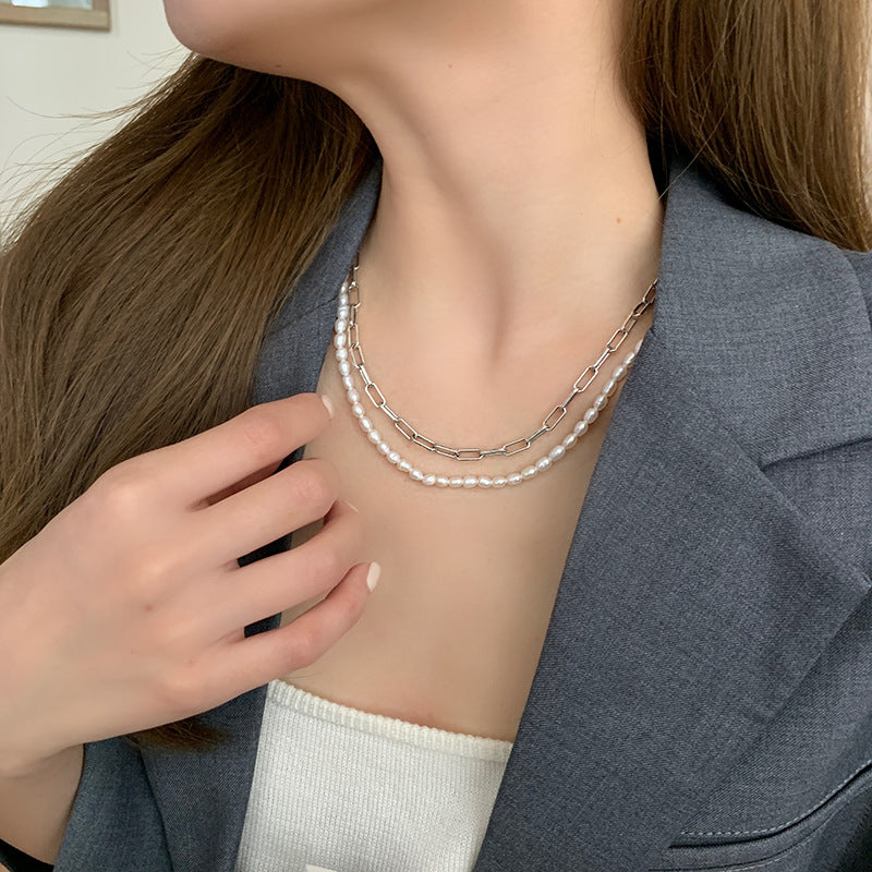 Damen Halskette mit modernem Perlen- und Kettenmix Shop Nory