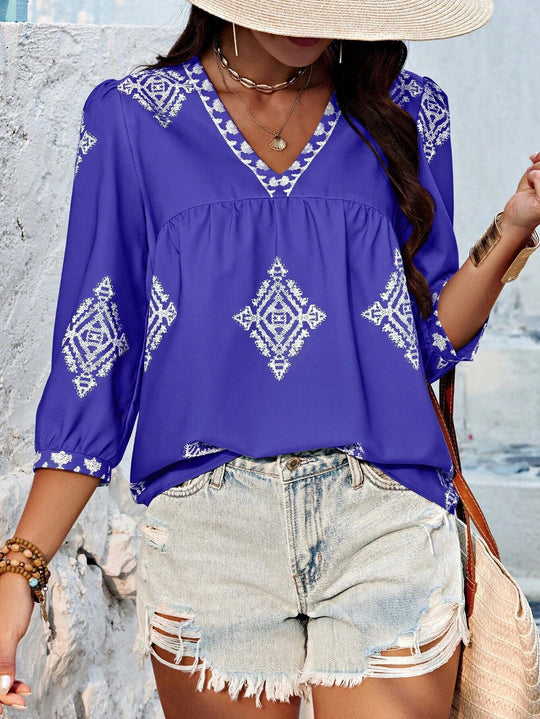 Damen Locker geschnittene Boho‑Bluse mit V‑Ausschnitt, geraffter Brustnaht und dreiviertelärmeln Shop Nory
