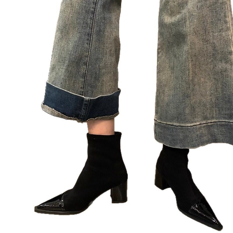Damen Spitz zulaufende Stiefelette mit Wildlederschaft, patentierter Zehenkappe und sculpted Blockabsatz Shop Nory