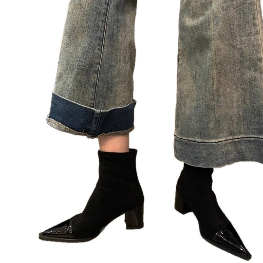 Damen Spitz zulaufende Stiefelette mit Wildlederschaft, patentierter Zehenkappe und sculpted Blockabsatz Shop Nory