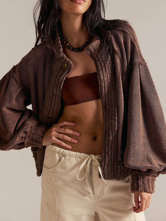 Damen Modische Strickjacke mit Knopfdetails