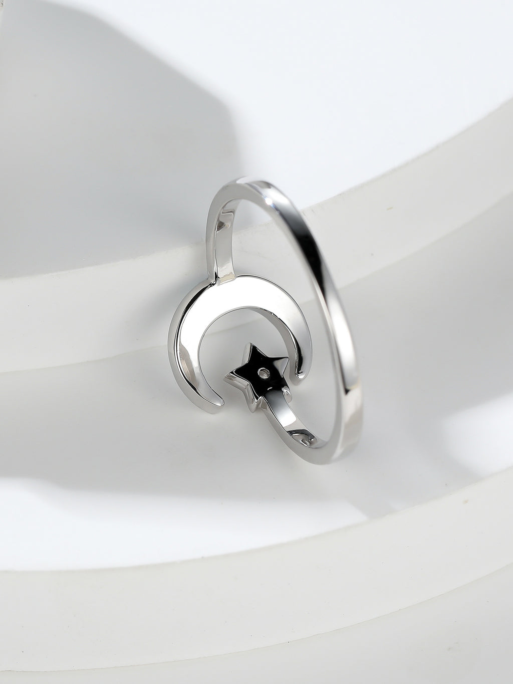Damen Ring mit kunstvollem Mond- und Sternmotiv Shop Nory