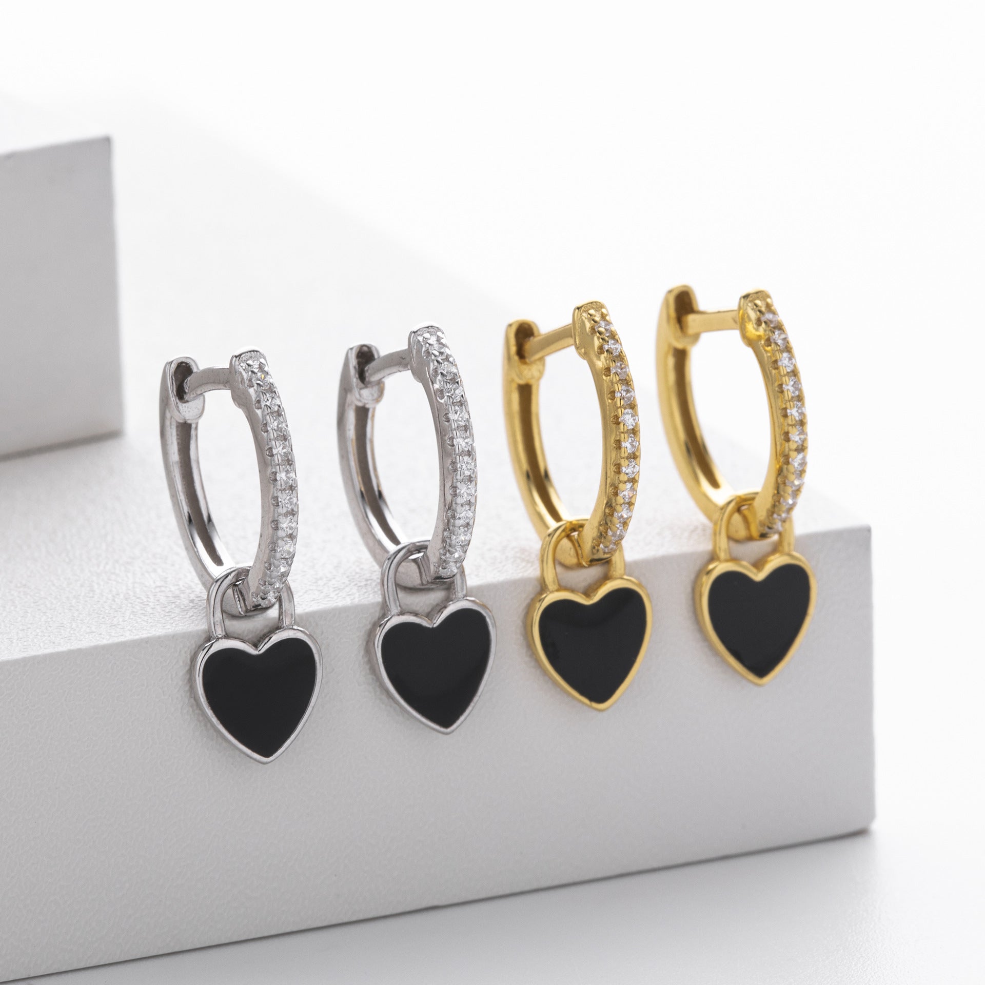 Damen Ohrhänger mit funkelndem Herzanhänger aus hochwertigem 925 Sterling Silber Shop Nory