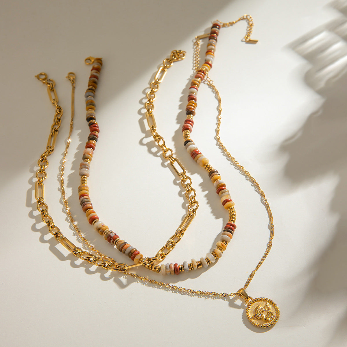Damen modernes und hypoallergenes Halsband aus rostfreiem Stahl Shop Nory