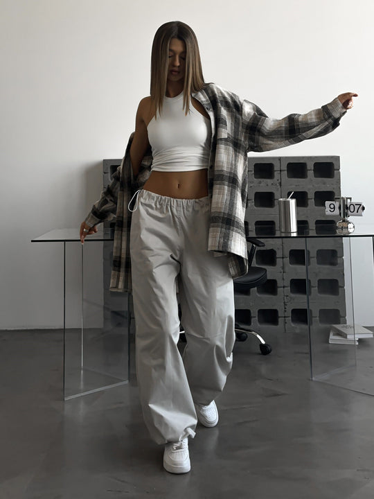 Damen weite hochgeschnittene Freizeithose mit elastischem Bund und tiefem Schritt Shop Nory