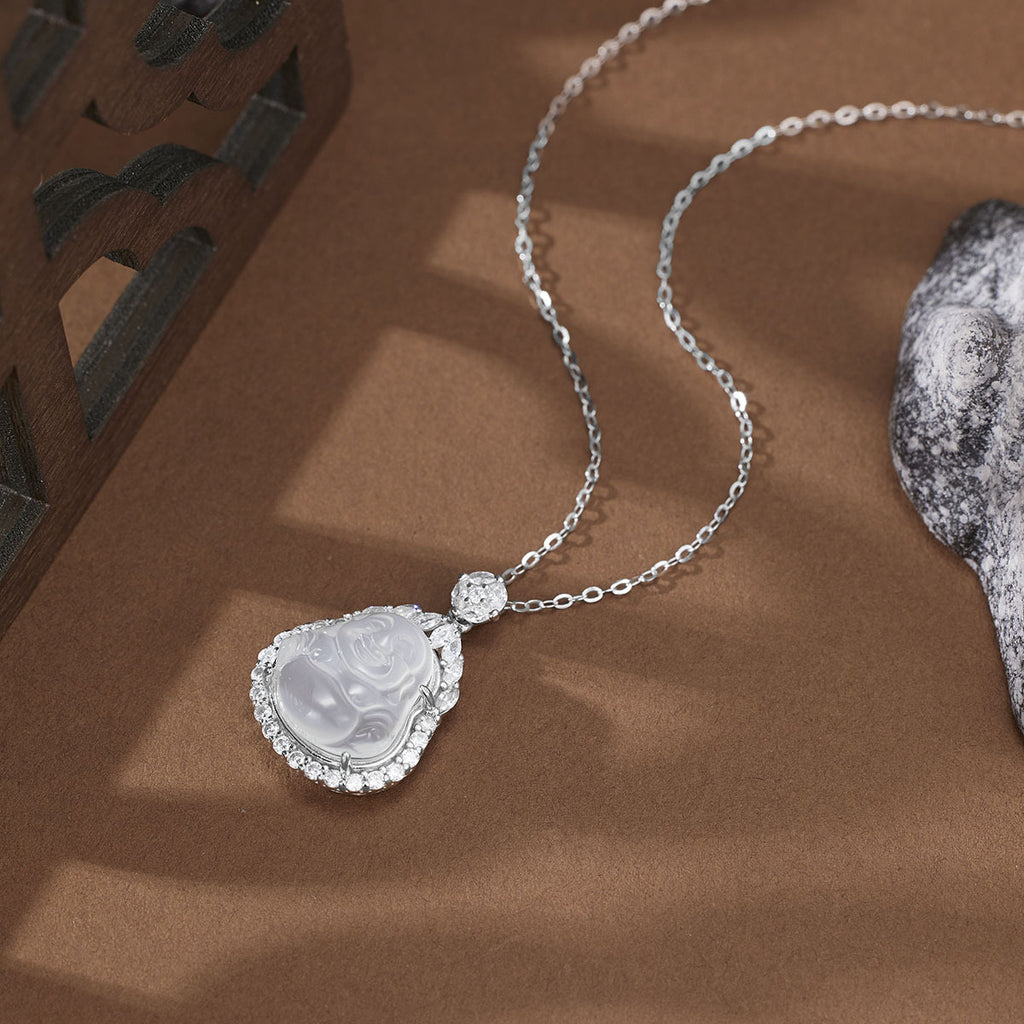 Damen Halskette mit kunstvollem Buddha-Anhänger aus hochwertigem Halbedelstein Shop Nory