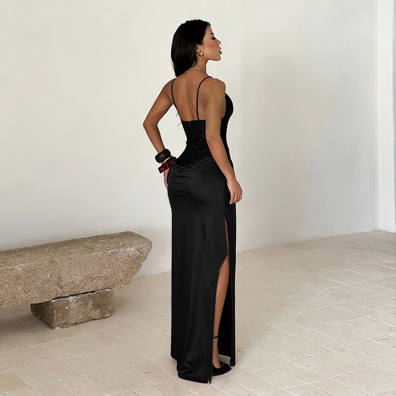Damen Abendkleid mit raffinierten Rüschendetails und hohem Schlitz