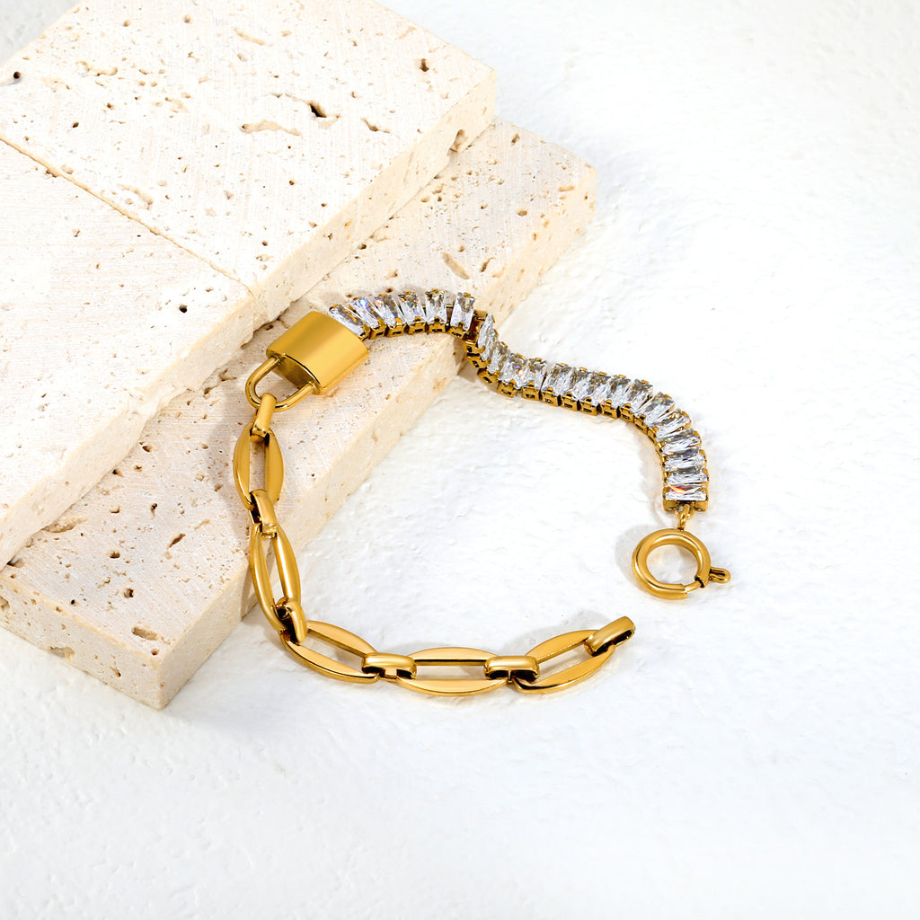 Damen elegante Gliederarmband mit funkelnden Zirkonia und goldplattiertem Design Shop Nory