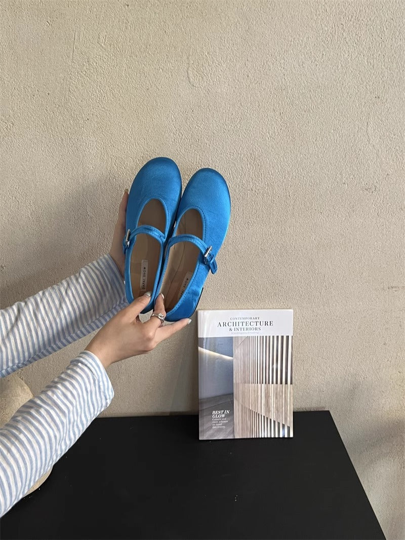 Damen modische Mary Janes mit verstellbarem Riemen und glänzender Oberfläche