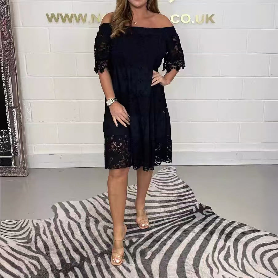 Damen Spitzenkleid mit Schulterfrei-Design
