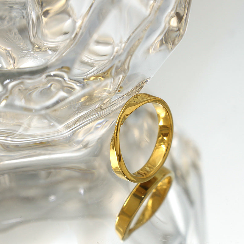 Damen minimalistischer und eleganter Goldring Shop Nory