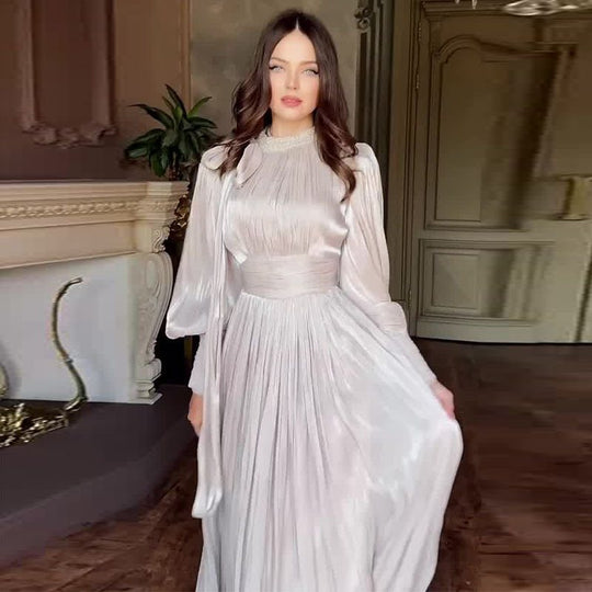 Damen Elegantes Chiffon-Maxikleid mit tailliertem Wickelbund, Stehkragen und langen Puffärmeln Shop Nory